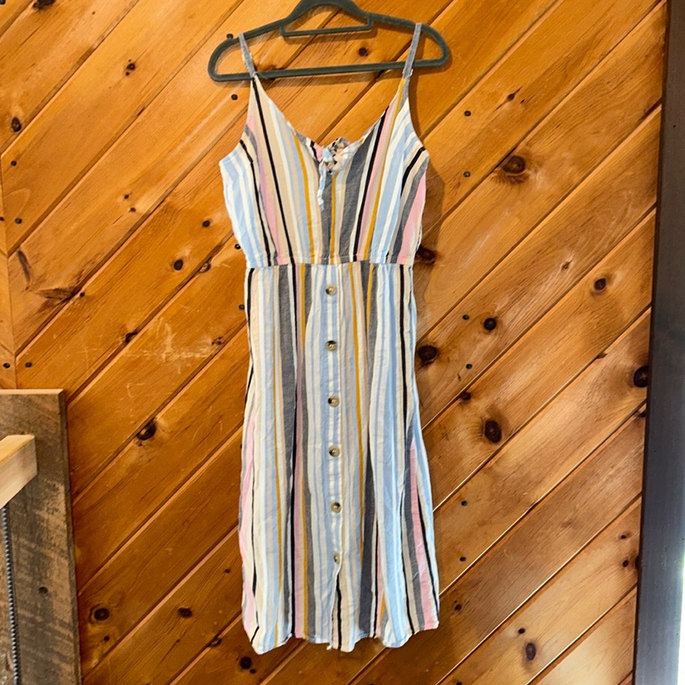 Hint of blush tie front button down striped midi dress